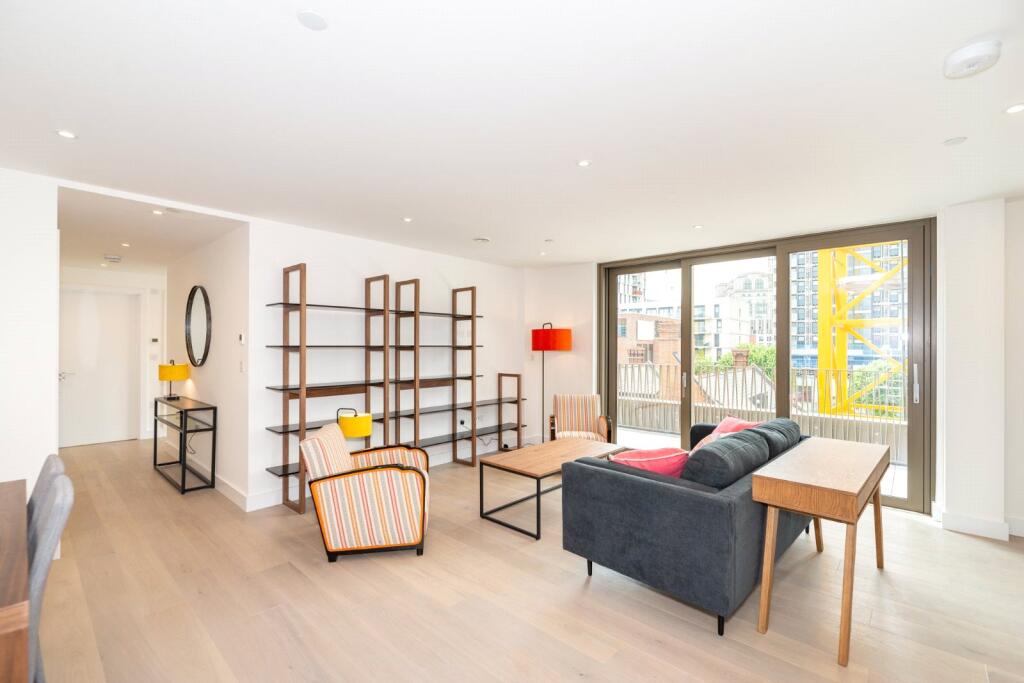 Main image of property: Gunthorpe Street, E1