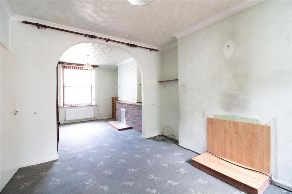 Bridge Street, Abercarn, NP11 - View 2
