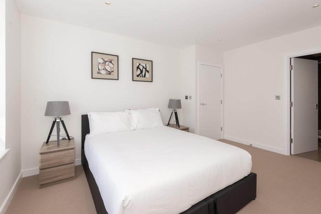 Apartment in Twickenham - View 5