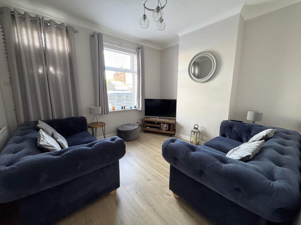 High Bank Road, Burton-On-Trent, DE15 photo 2