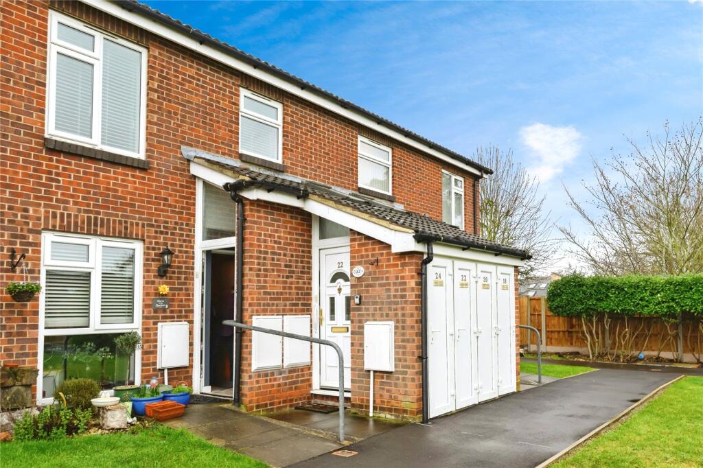 1-bed flat on Constable View, North Springfield, £90,000