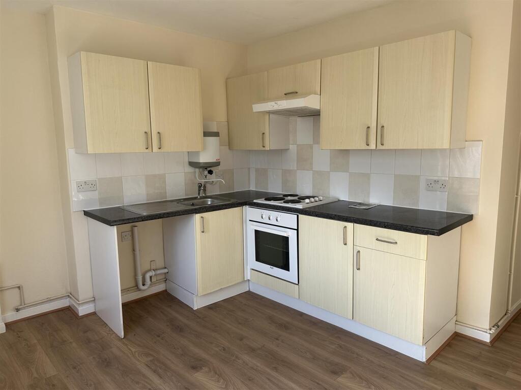 Apartment in Leicester - View 5