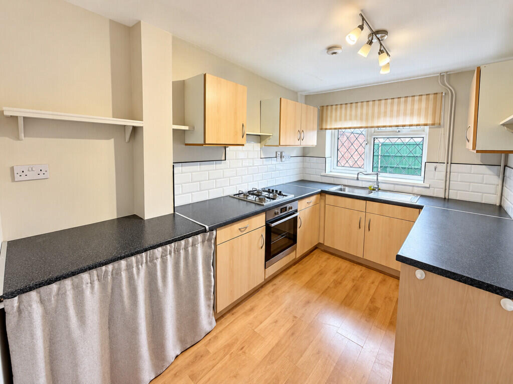 House in Stoke-on-Trent - View 5