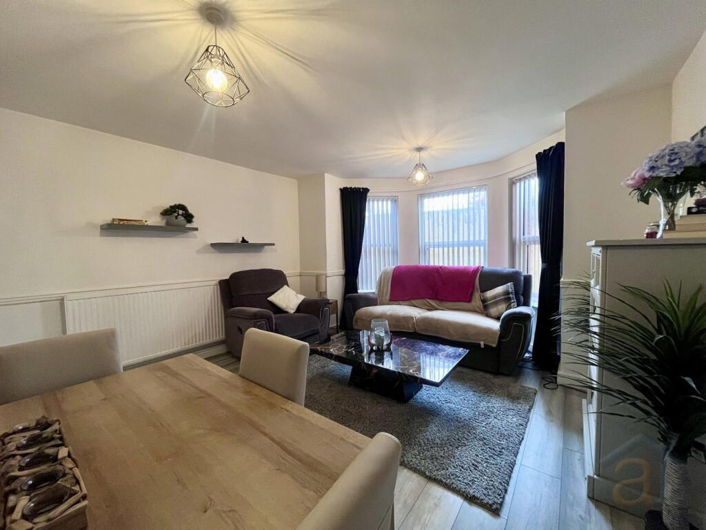 Apartment in Preston - View 4
