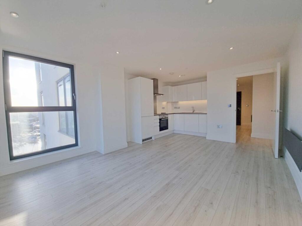 Apartment in Ipswich - View 4