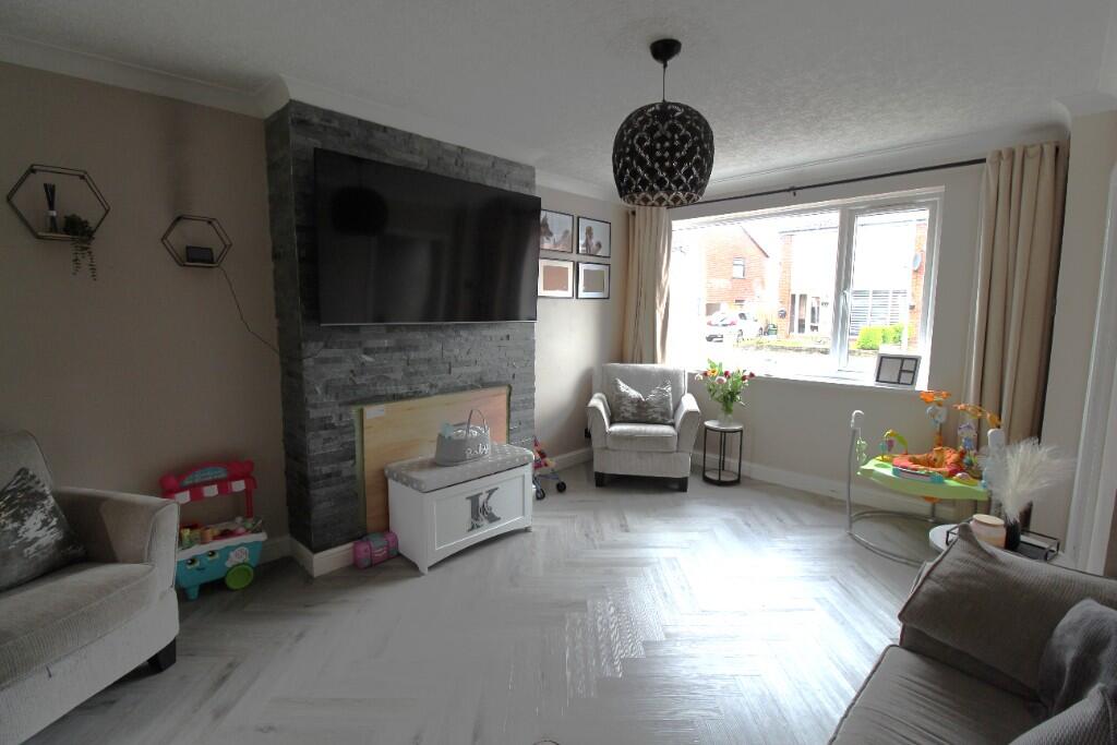 Downham Road, Leyland, Lancashire, PR25 photo 4