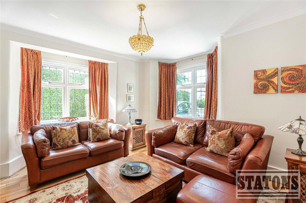 House in Potters Bar - View 3