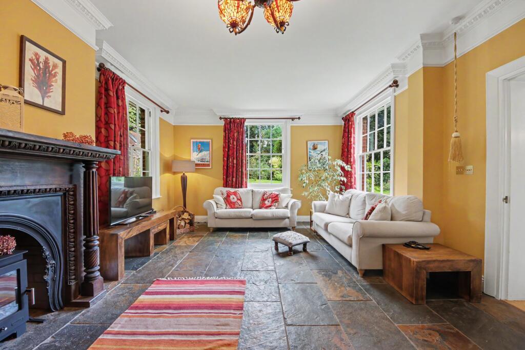 House in Southampton - View 5