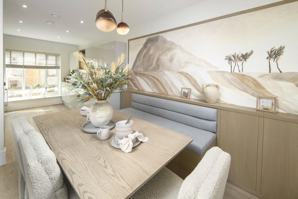 House in Guildford - View 5
