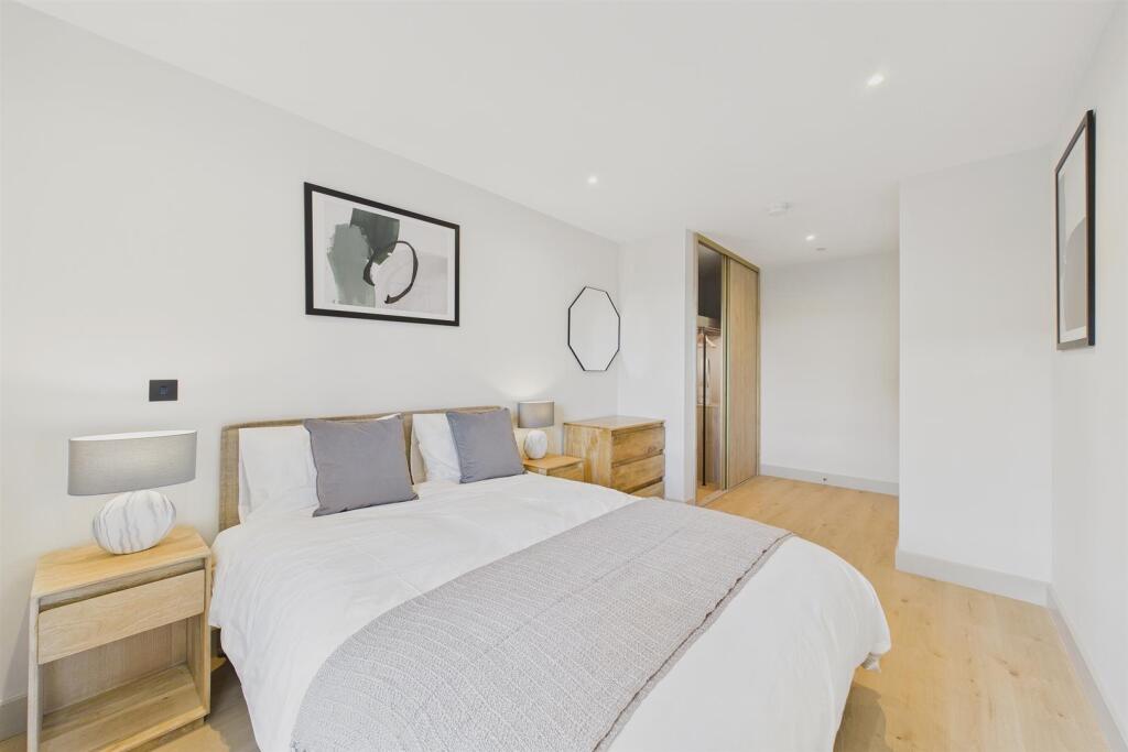 Apartment in London - View 4