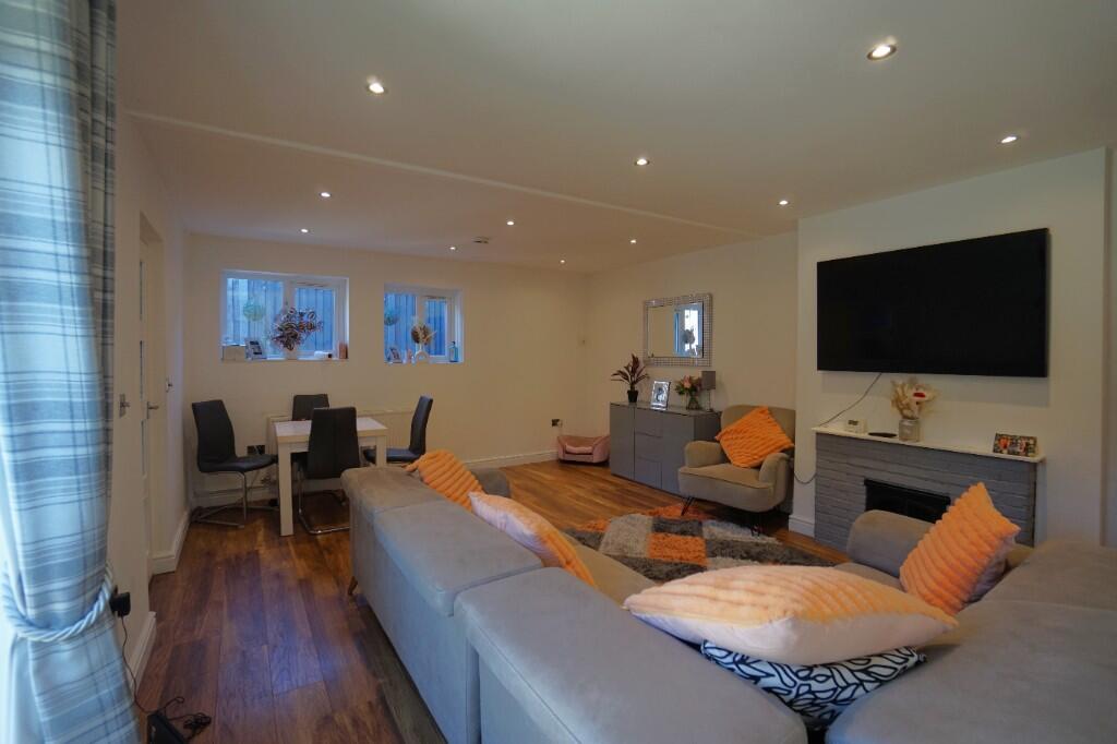 Canterbury Road, Birchington, Kent, CT7 photo 4