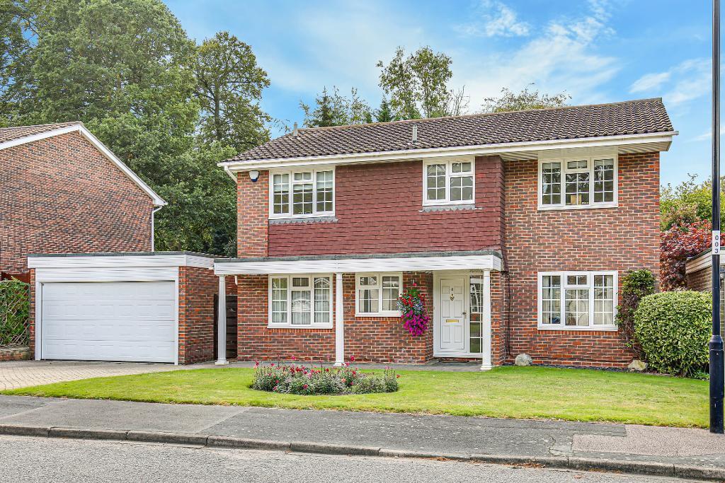 Main image of property: Suffield Close, South Croydon, CR2 8SZ