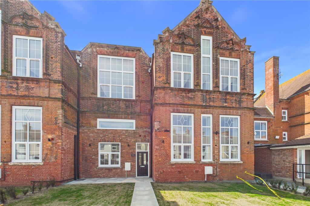 Main image of property: Lovewell Road, Lowestoft, Suffolk, NR33