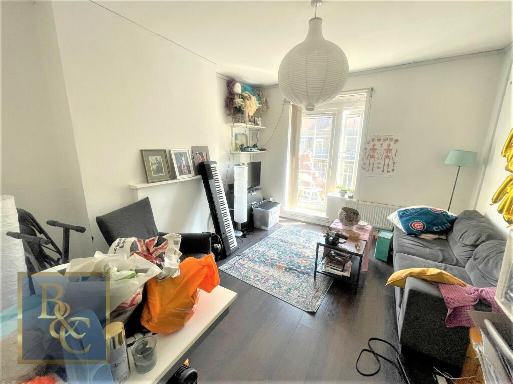 Apartment in London - View 5