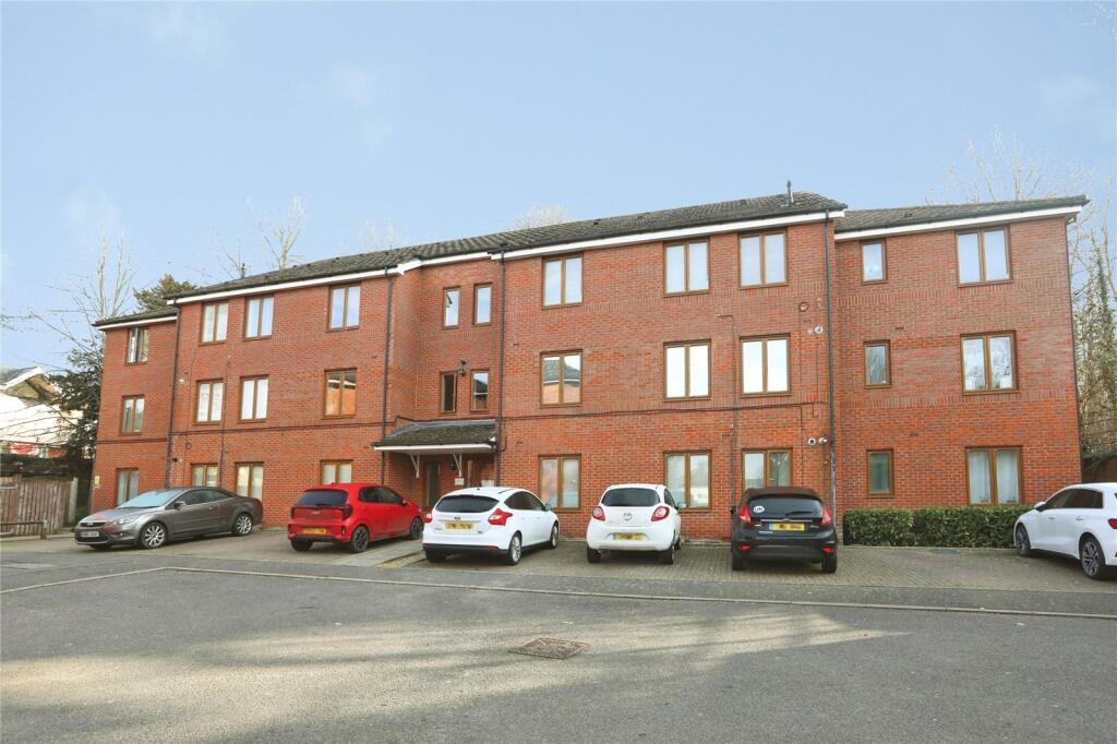 Main image of property: Radnor Close, Maidstone, Kent, ME14