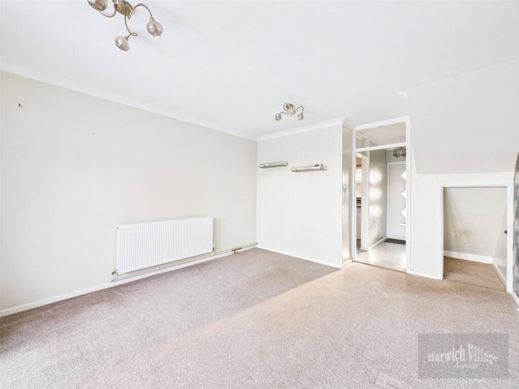 Jubilee Close, Harwich, Essex, CO12 photo 3