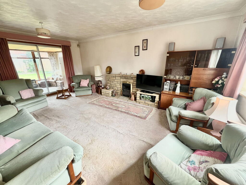 Helsted Close, Alverstoke, Gosport, PO12 2RX photo 4