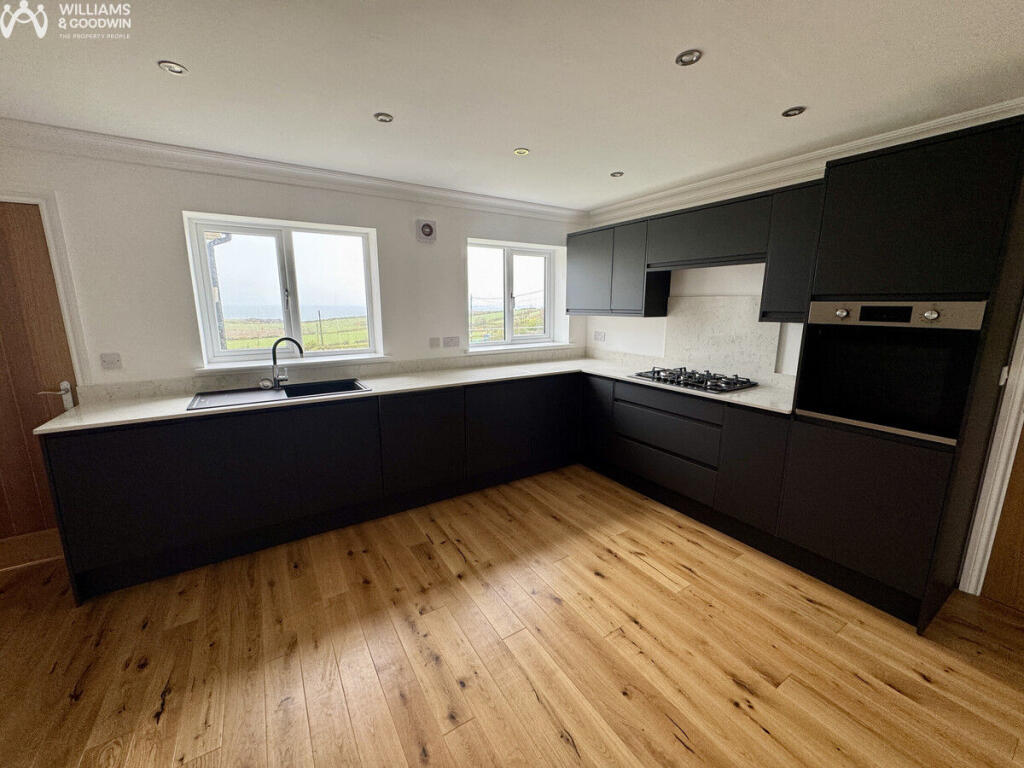 Ffordd Caergybi, Cemaes Bay, Anglesey, LL67 photo 3