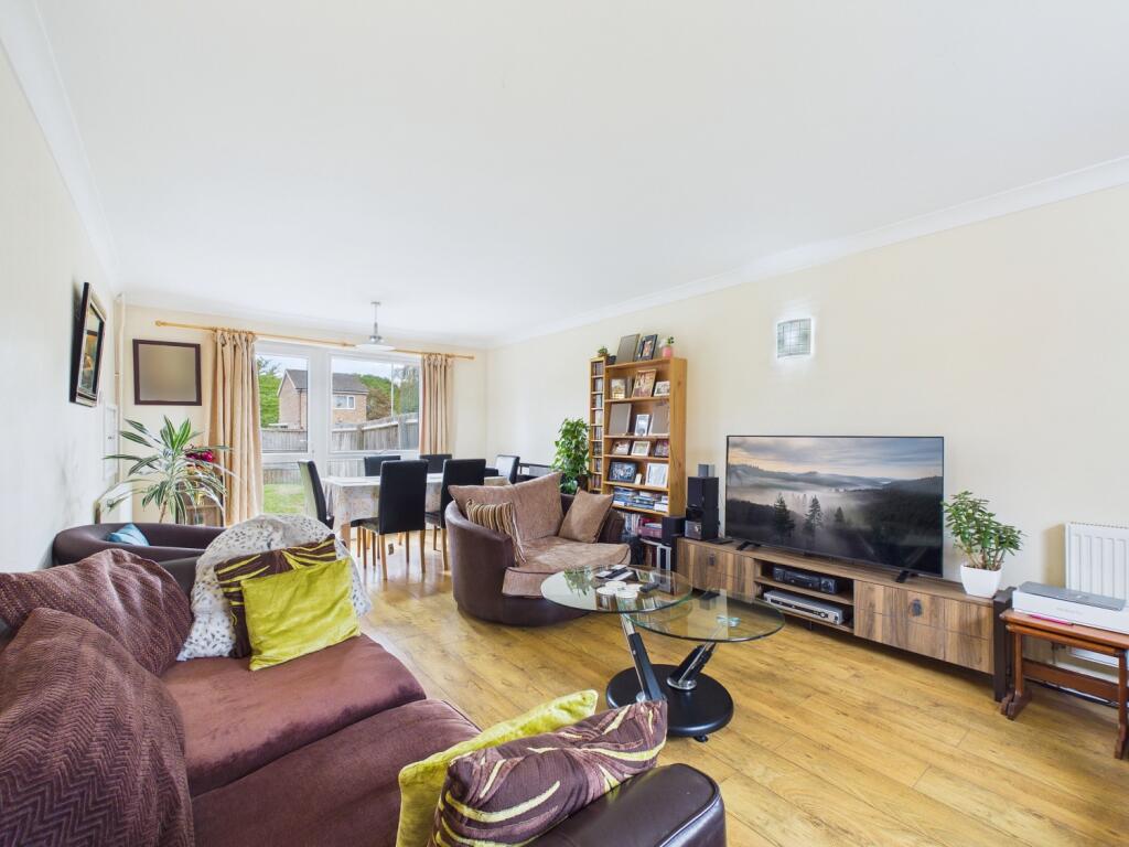 House in Peterborough - View 4