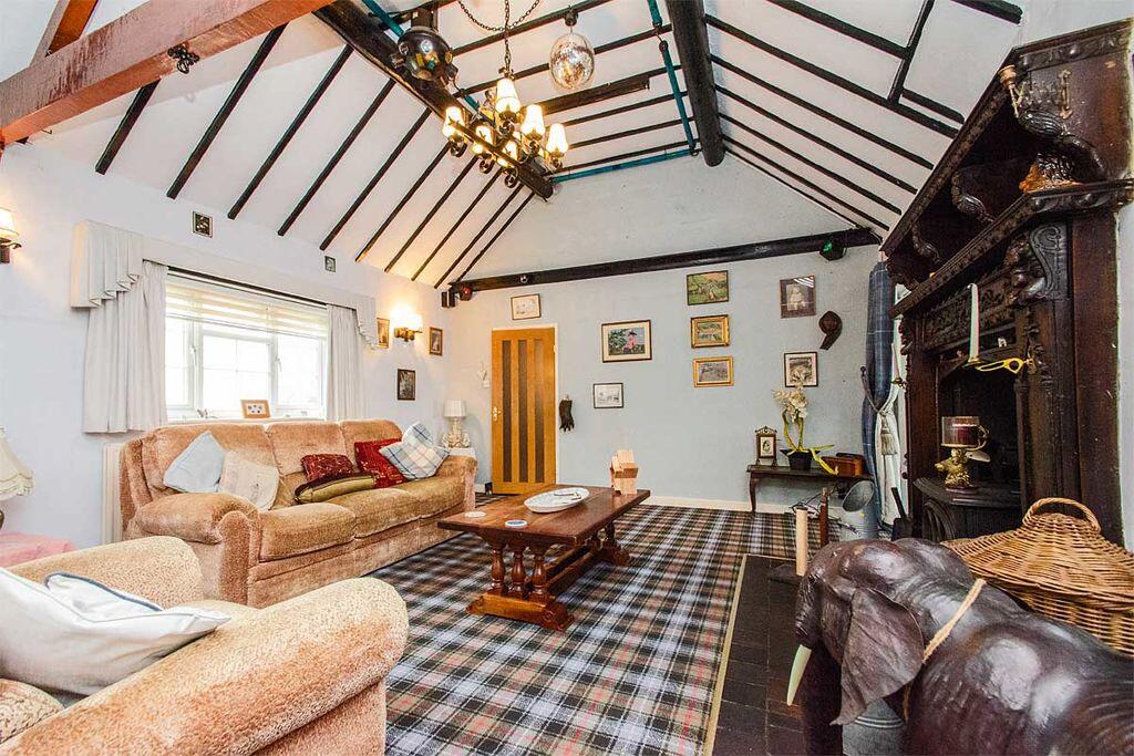 House in Wolverhampton - View 5