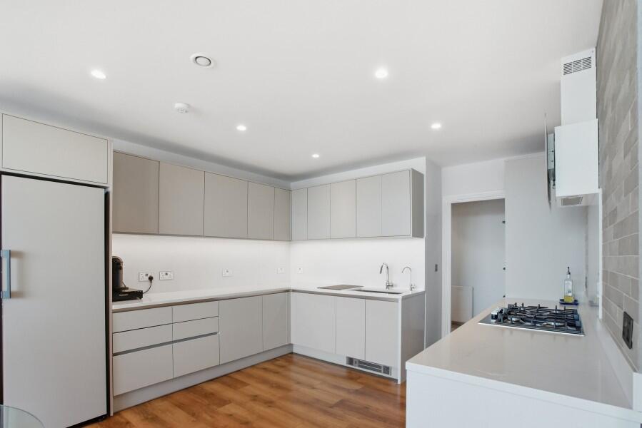 3 bedroom flat for rent