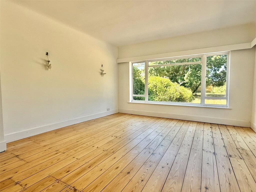 House in New Forest, Milford-on-Sea - View 5