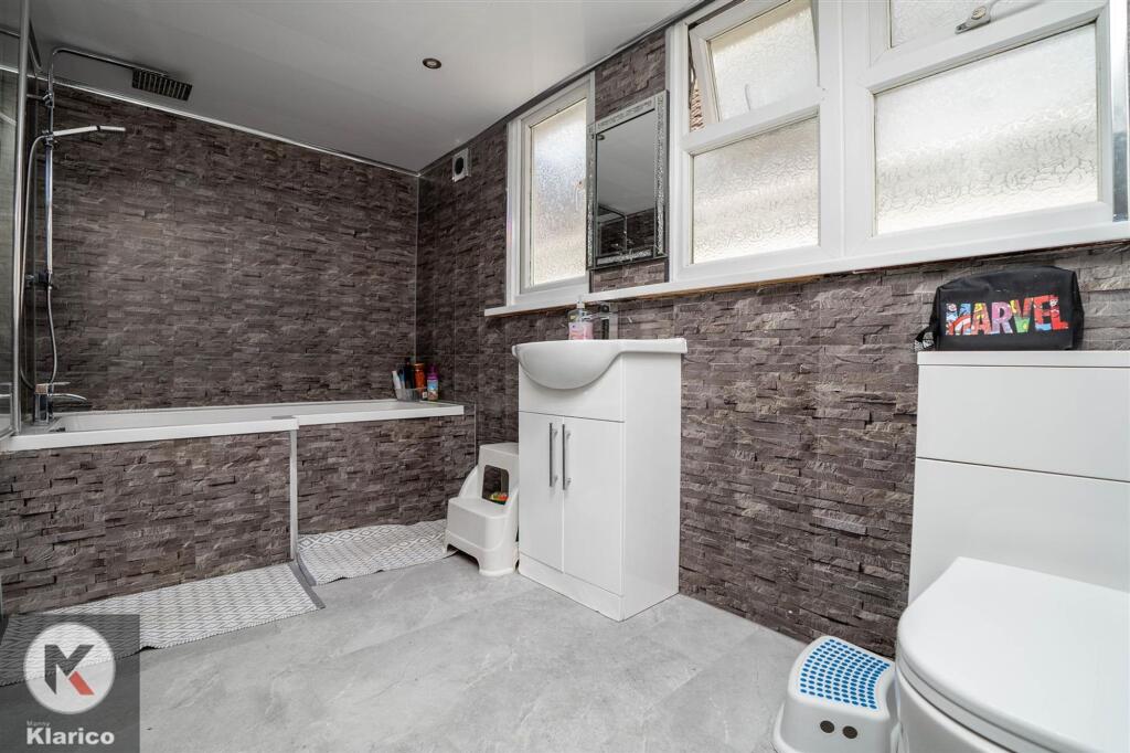 Additional image 17 of Yardley Wood Road, Birmingham, B13