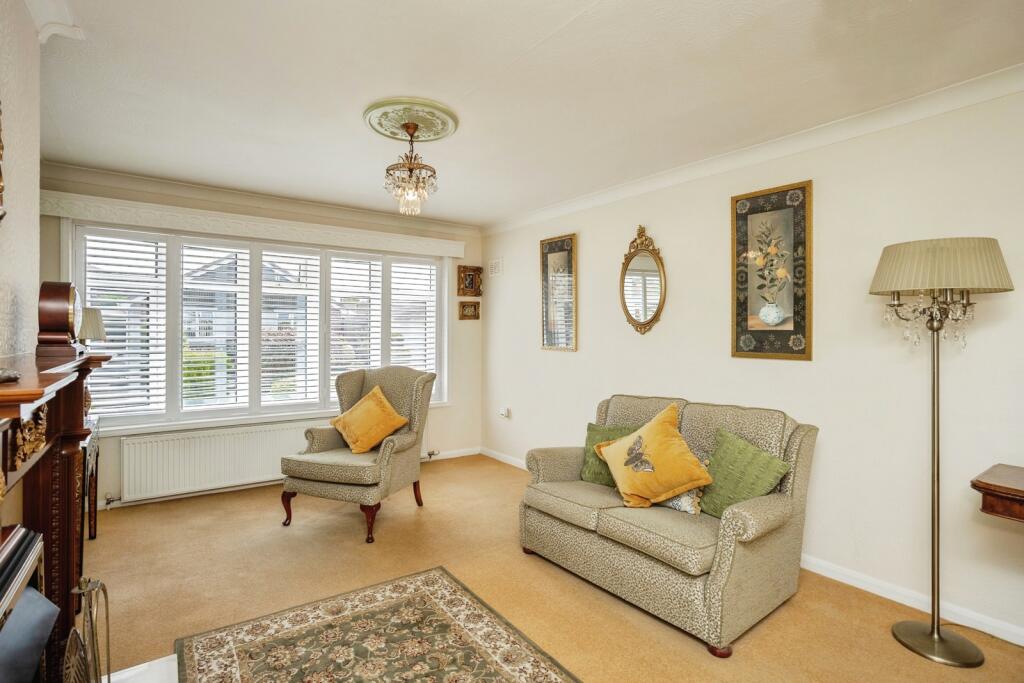 House in Rushcliffe, Radcliffe-on-Trent - More