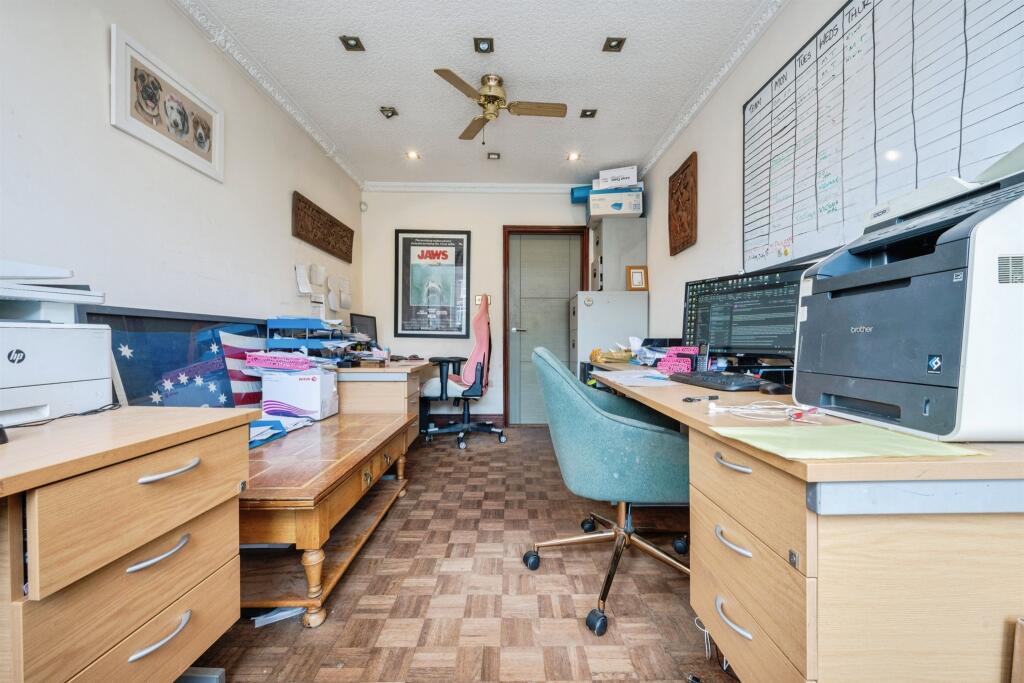 Additional image 40 of Radlett Road, Frogmore, St. Albans
