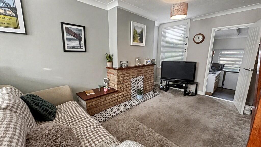 Pownall Crescent, Colchester, Essex, CO2 photo 3