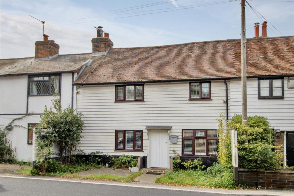 3-bed house on Badsell Road, Five Oak Green - Chain Free, £370,000
