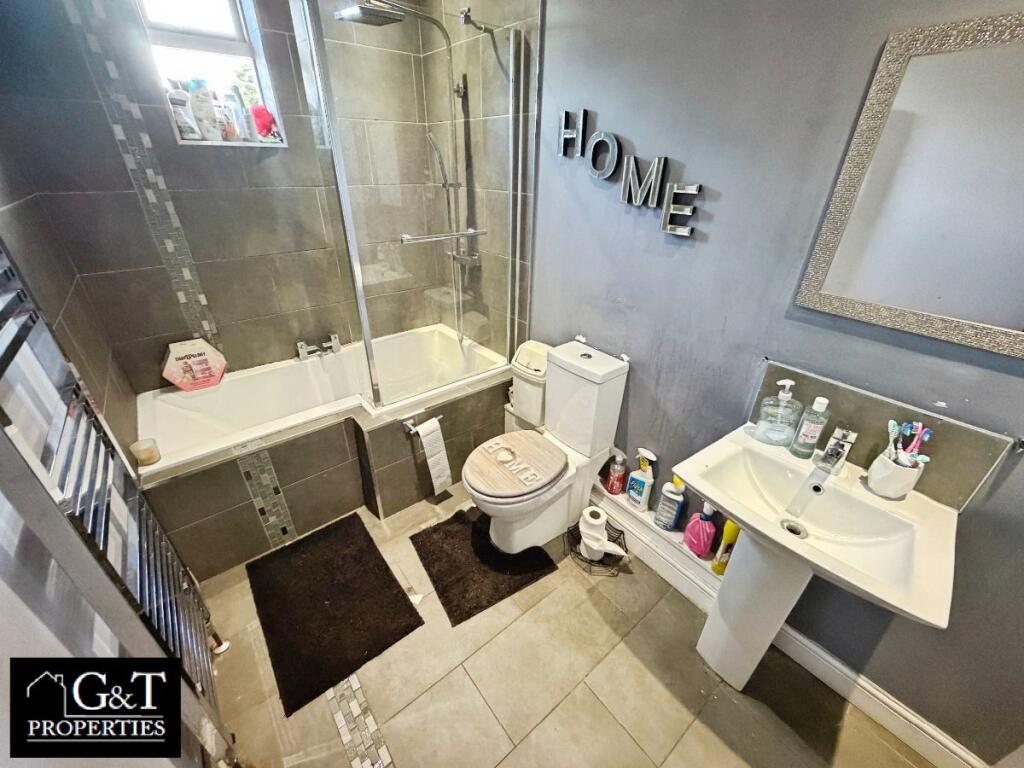House in Dudley, Yewtree Hill - View 5