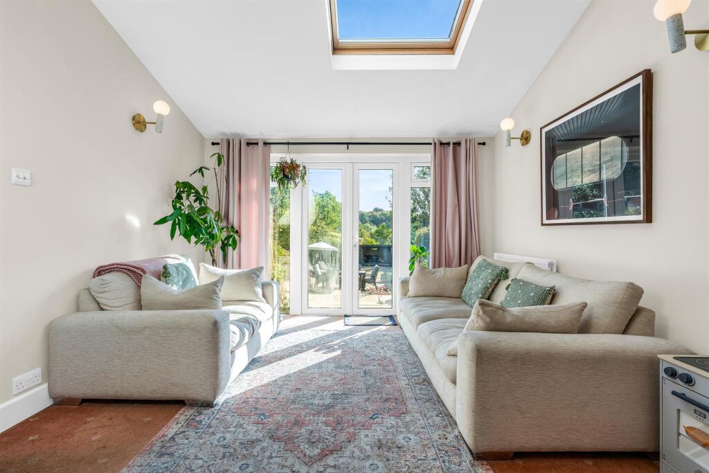 House in Hertford, Sele Farm - View 5
