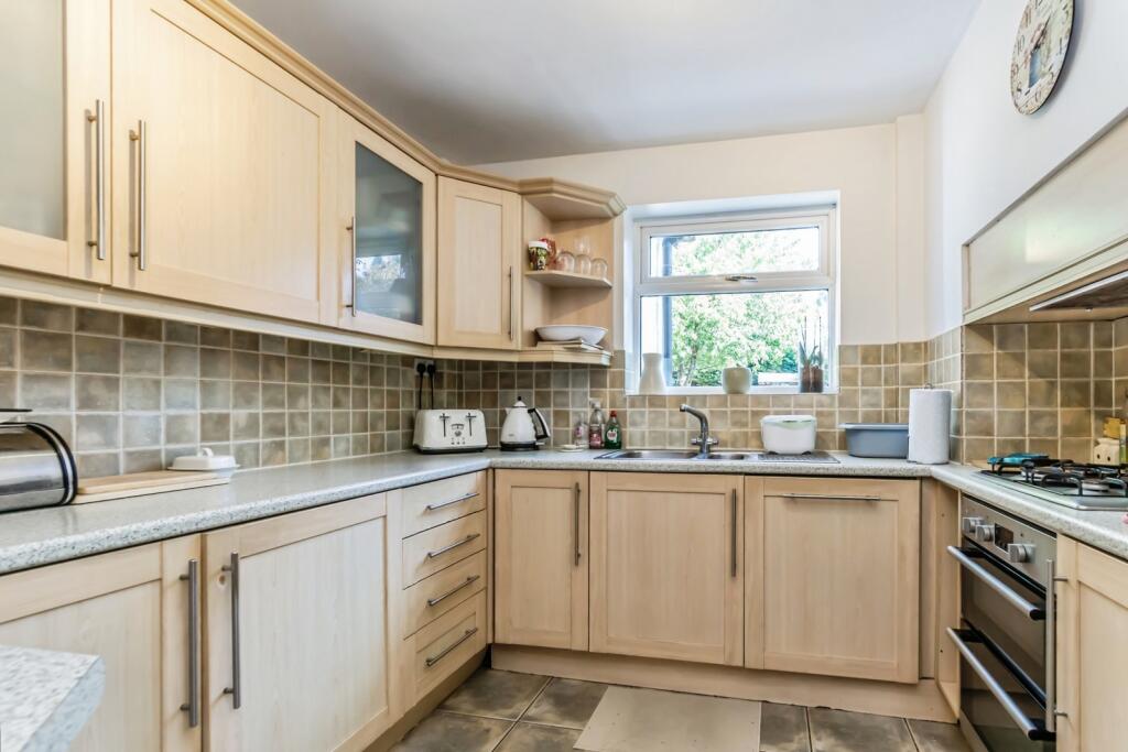 House in London - View 5
