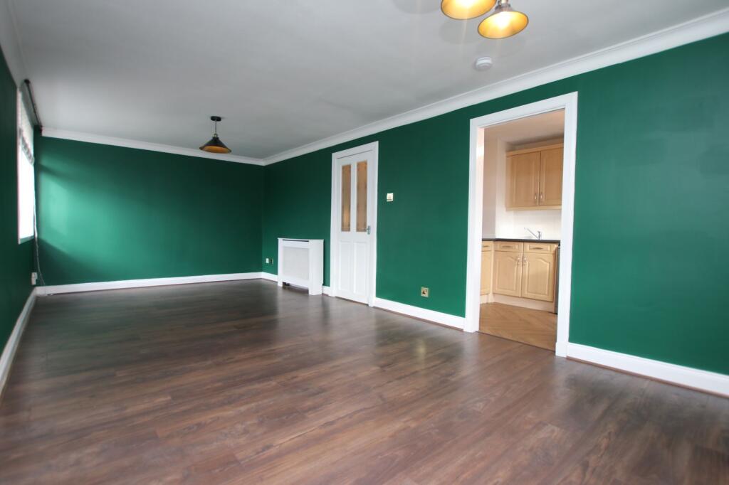 Apartment in Edinburgh, West Lothian - View 5