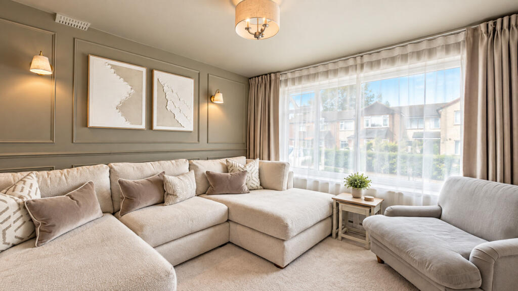 House in Stockport - View 2