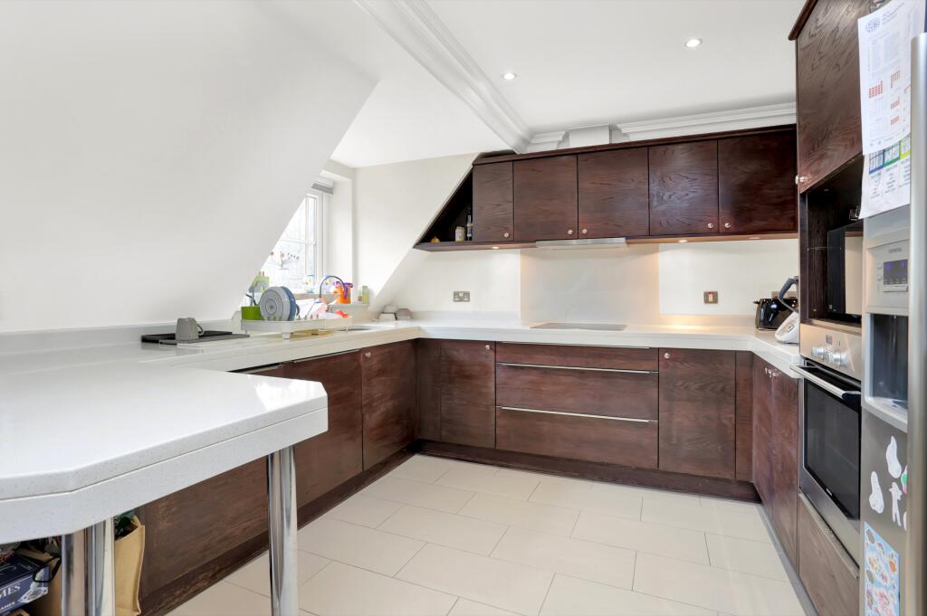 Main image of property: Lakewood, Fairmile Common, Cobham, Surrey, KT10