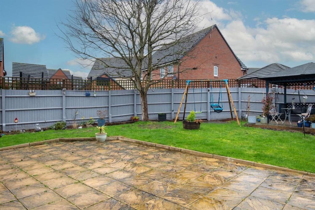 House in Wellingborough - View 4