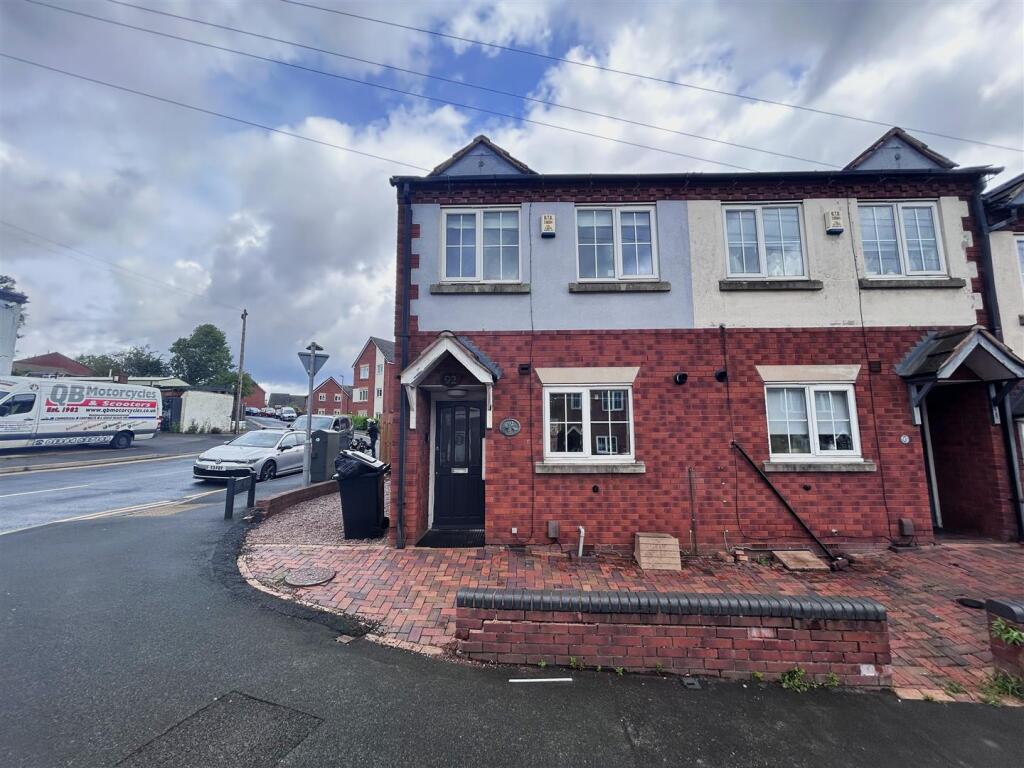 Main image of property: High Street, Quarry Bank, DY5 2AD