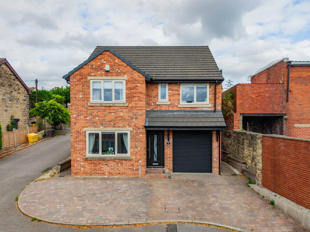 Main image of property: The Lower Limes, Worsbrough, S70