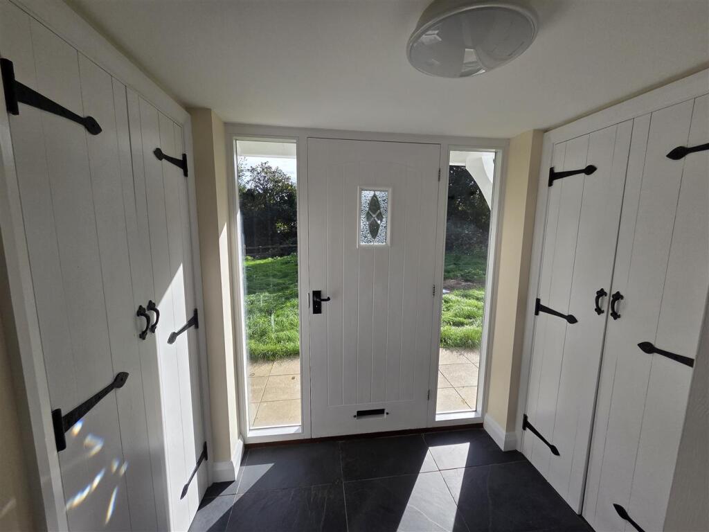 House in Truro - View 5