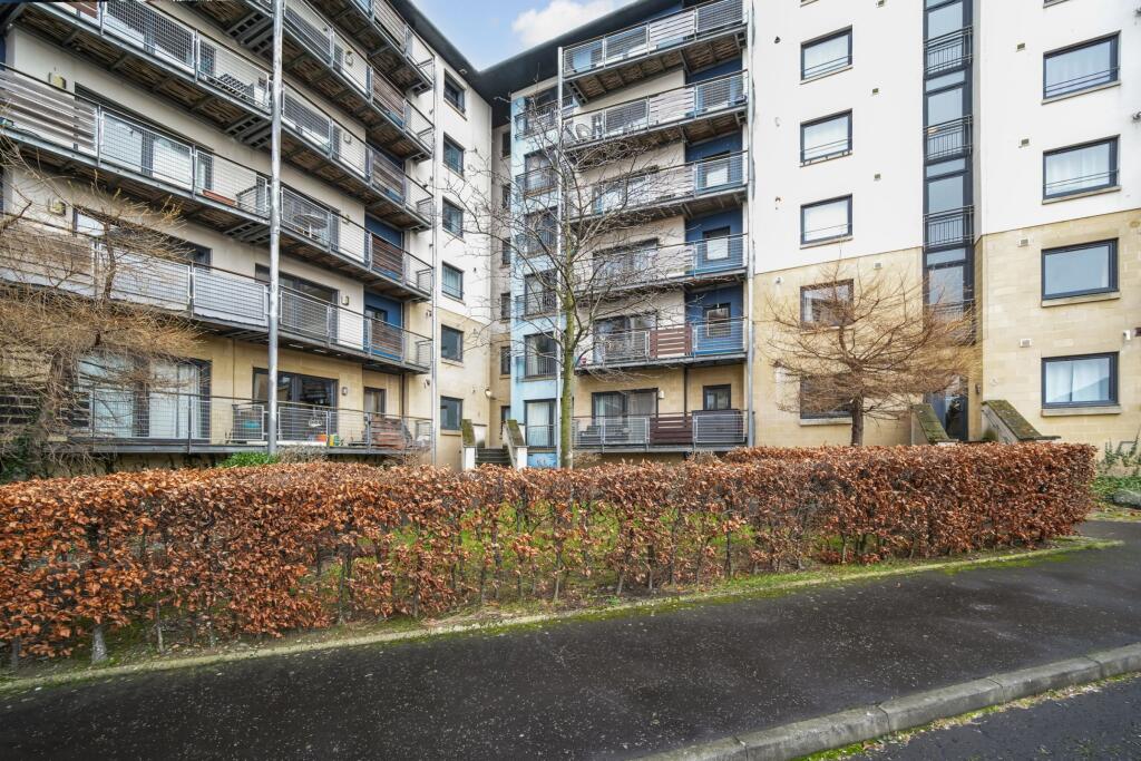 Main image of property: Flat 17, 4 Drybrough Crescent, Edinburgh