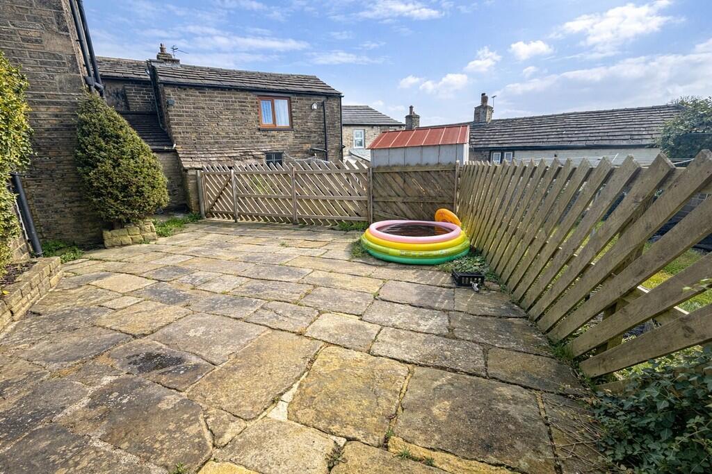 Additional image 2 of Roundfield Place, Thornton, Bradford