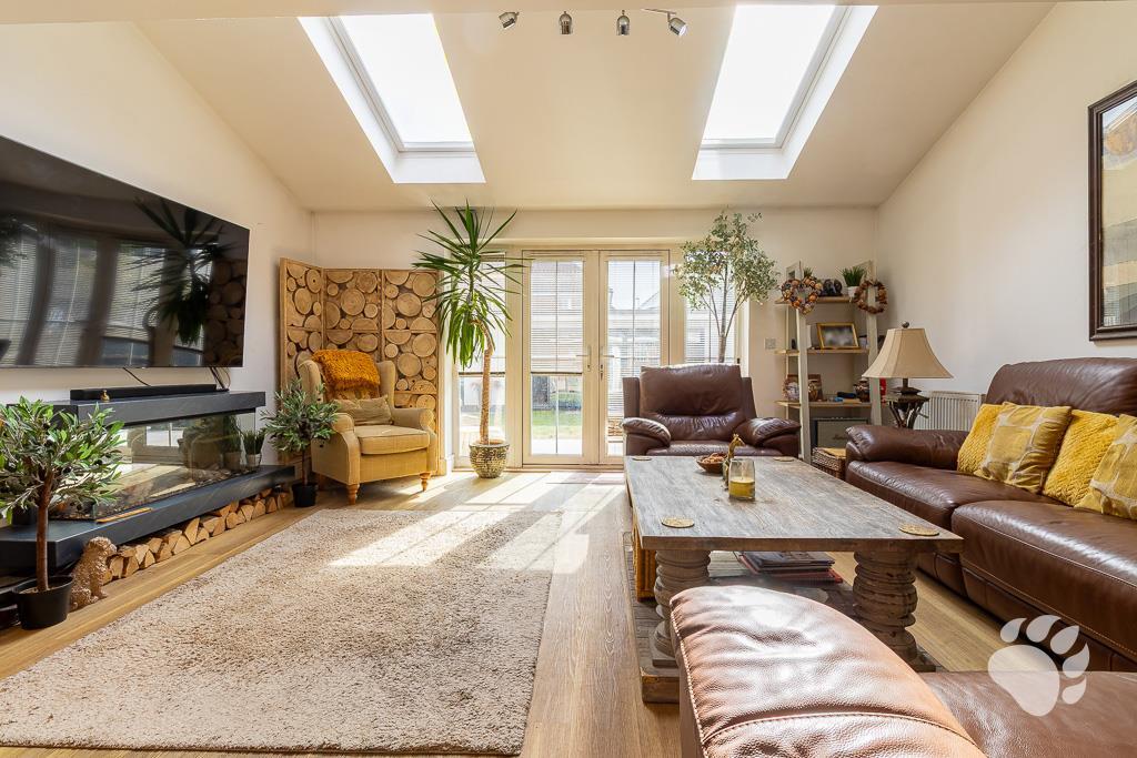 House in Southend-on-Sea - View 5