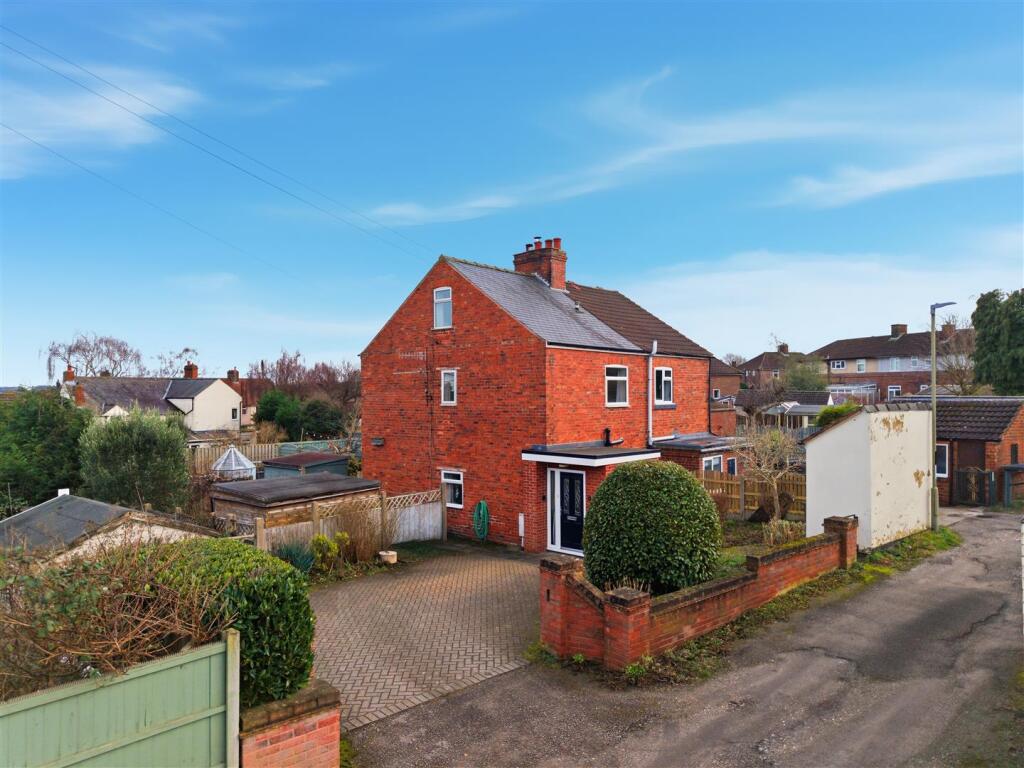 Main image of property: Broom Close, Newbold, Chesterfield