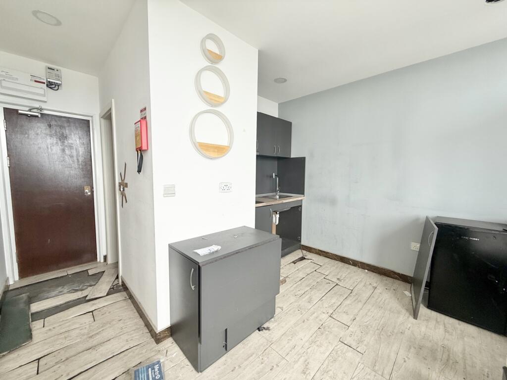 Apartment in Sunderland, North East - View 4