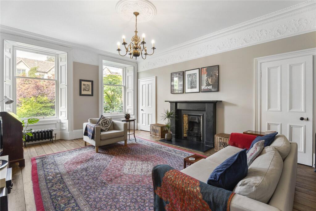 Apartment in Edinburgh, The Grange - View 2