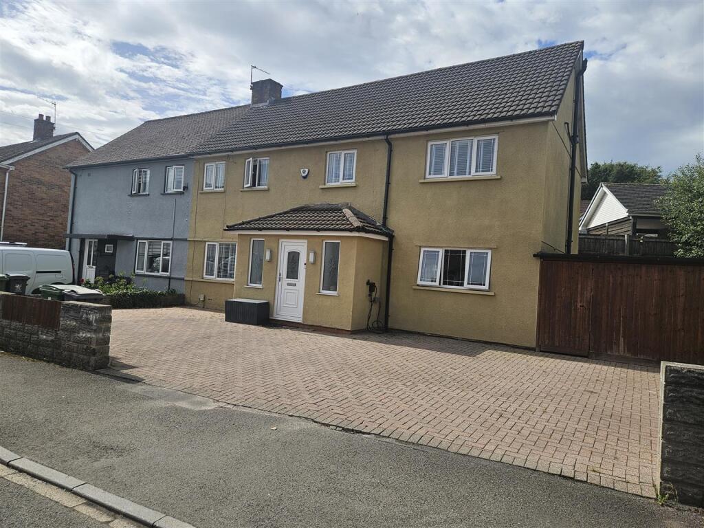 House in Cardiff, Caerau