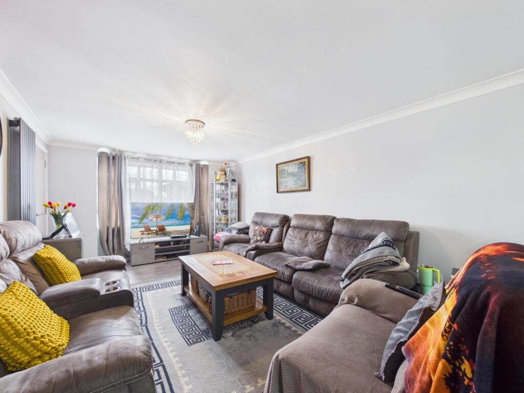 Redland Drive, Beeston, Nottingham, Nottinghamshire, NG9 - View 4