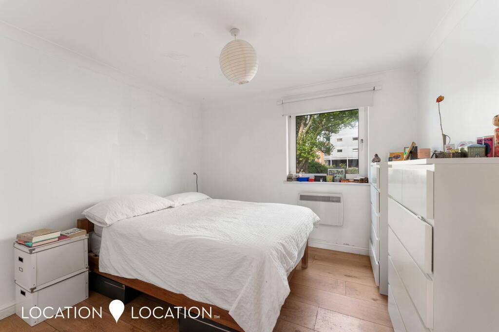 Main image of property: Alkham Road, Autumn House, N16